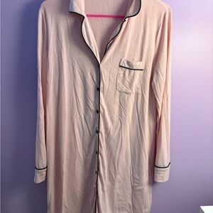 cupcakes & cashmere Light Pink Long Sleeve Nightshirt